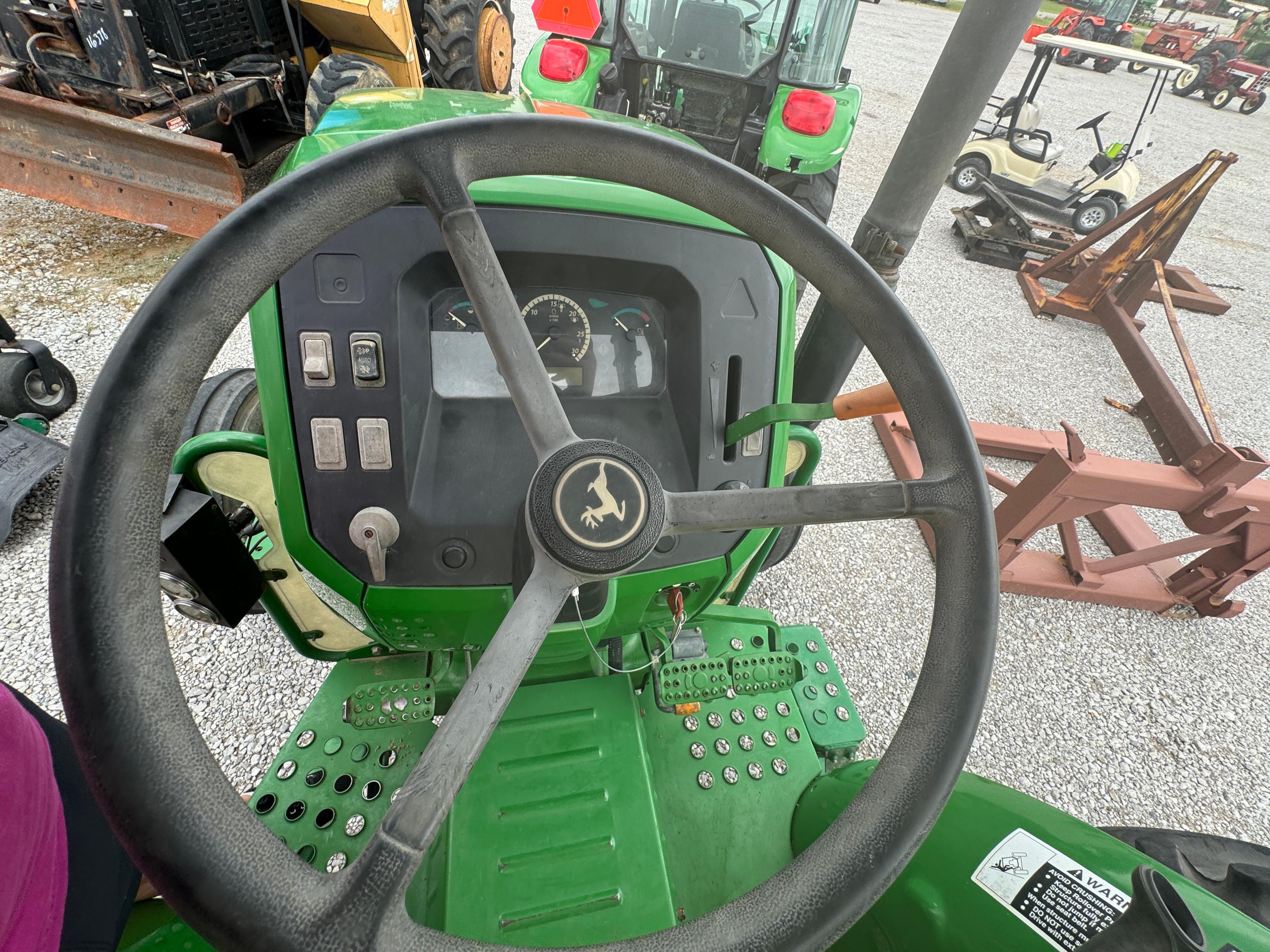 JD 5065E TRACTOR