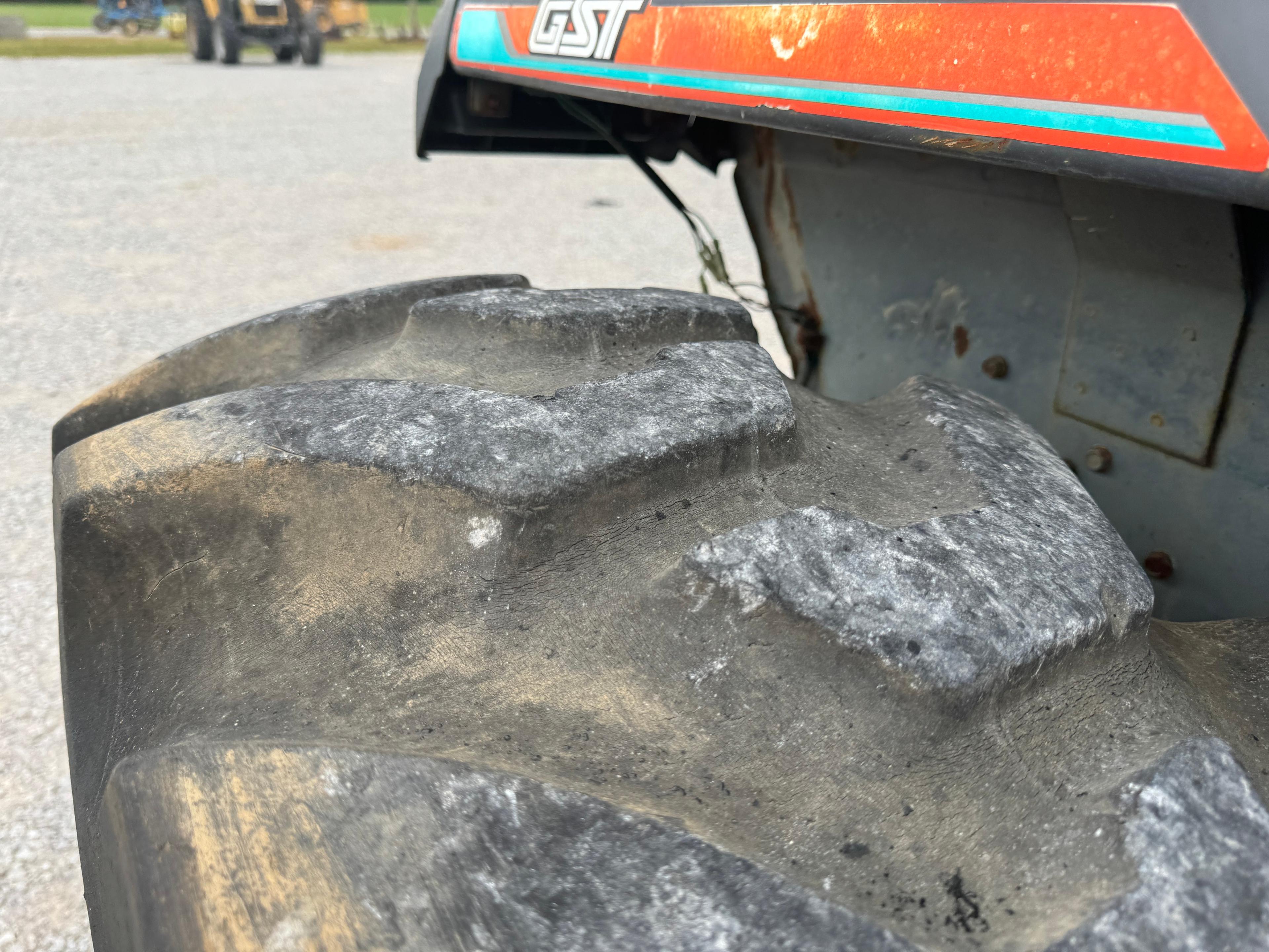 KUBOTA L4310 TRACTOR