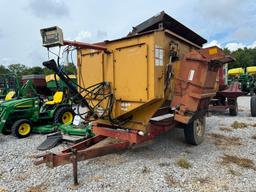 KNIGHT 303 MIXER WAGON