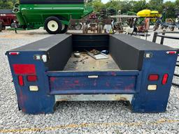 SERVICE BED