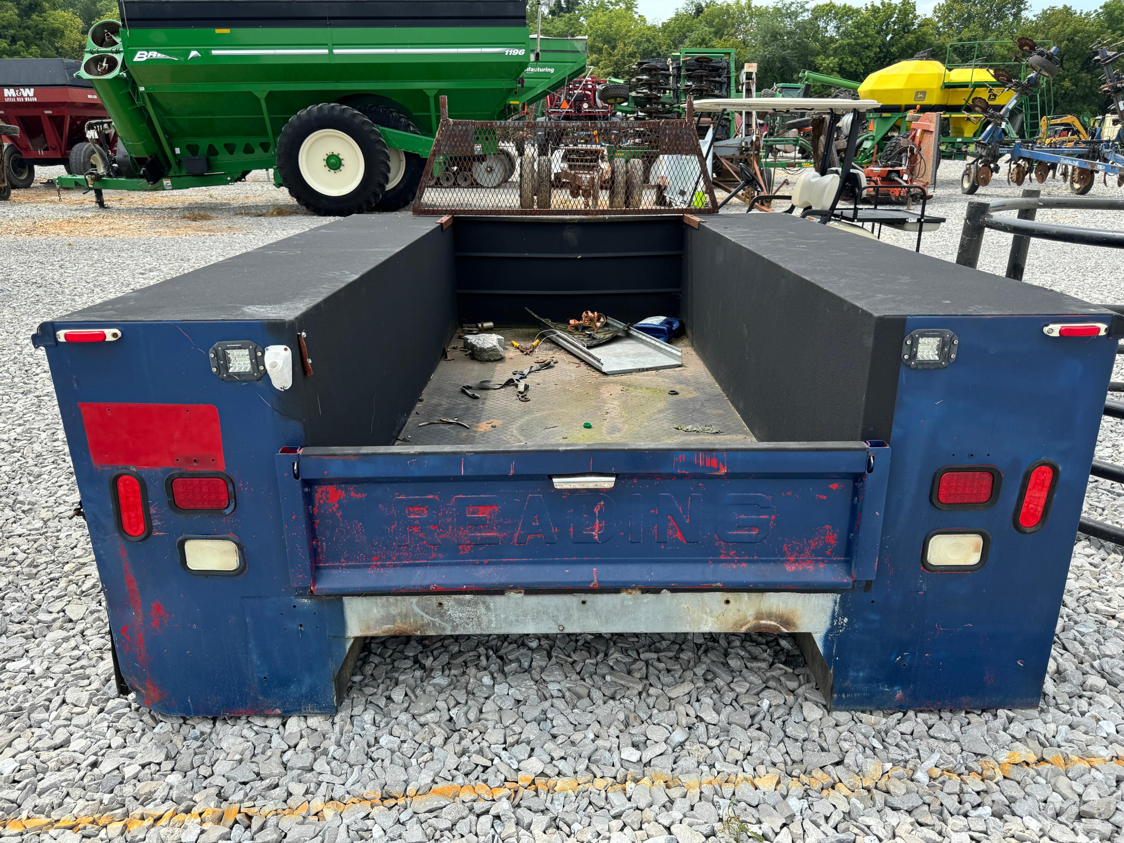 SERVICE BED