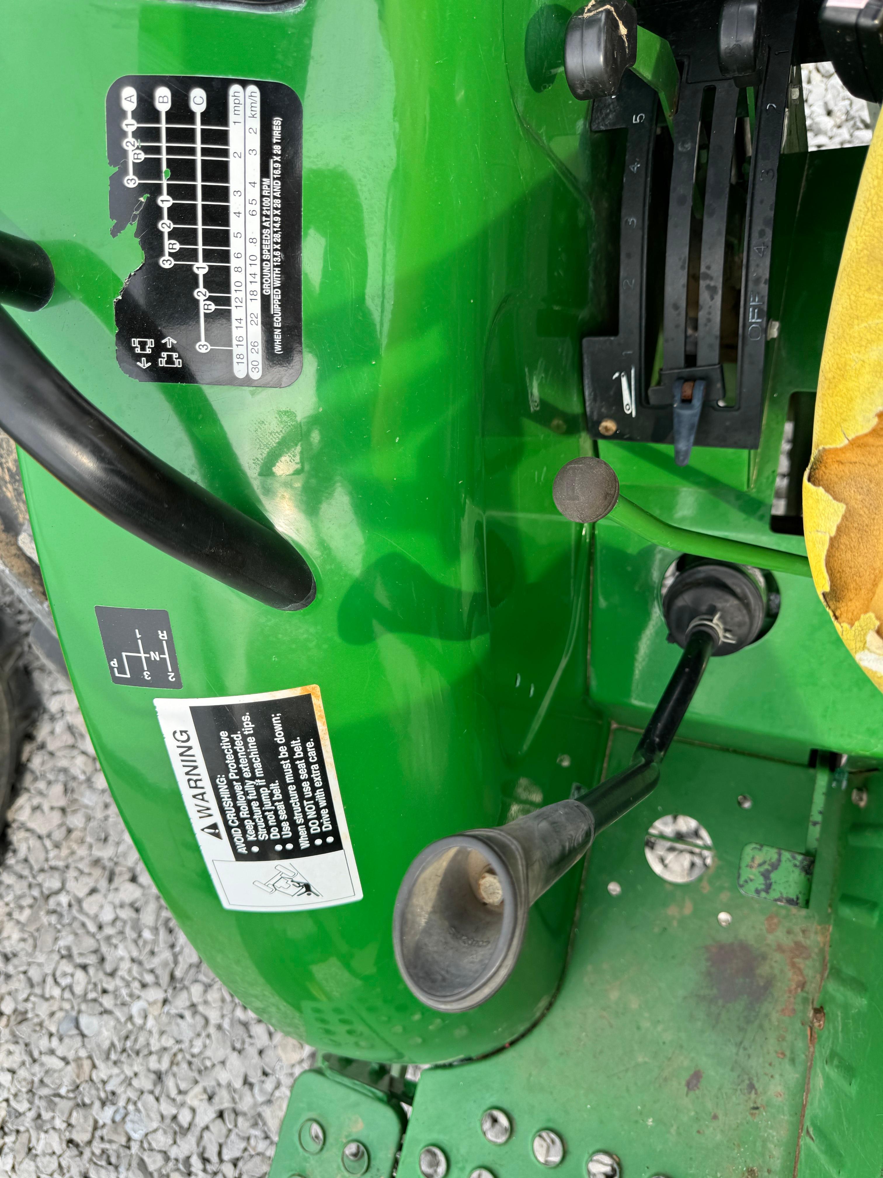 JD 5055E TRACTOR