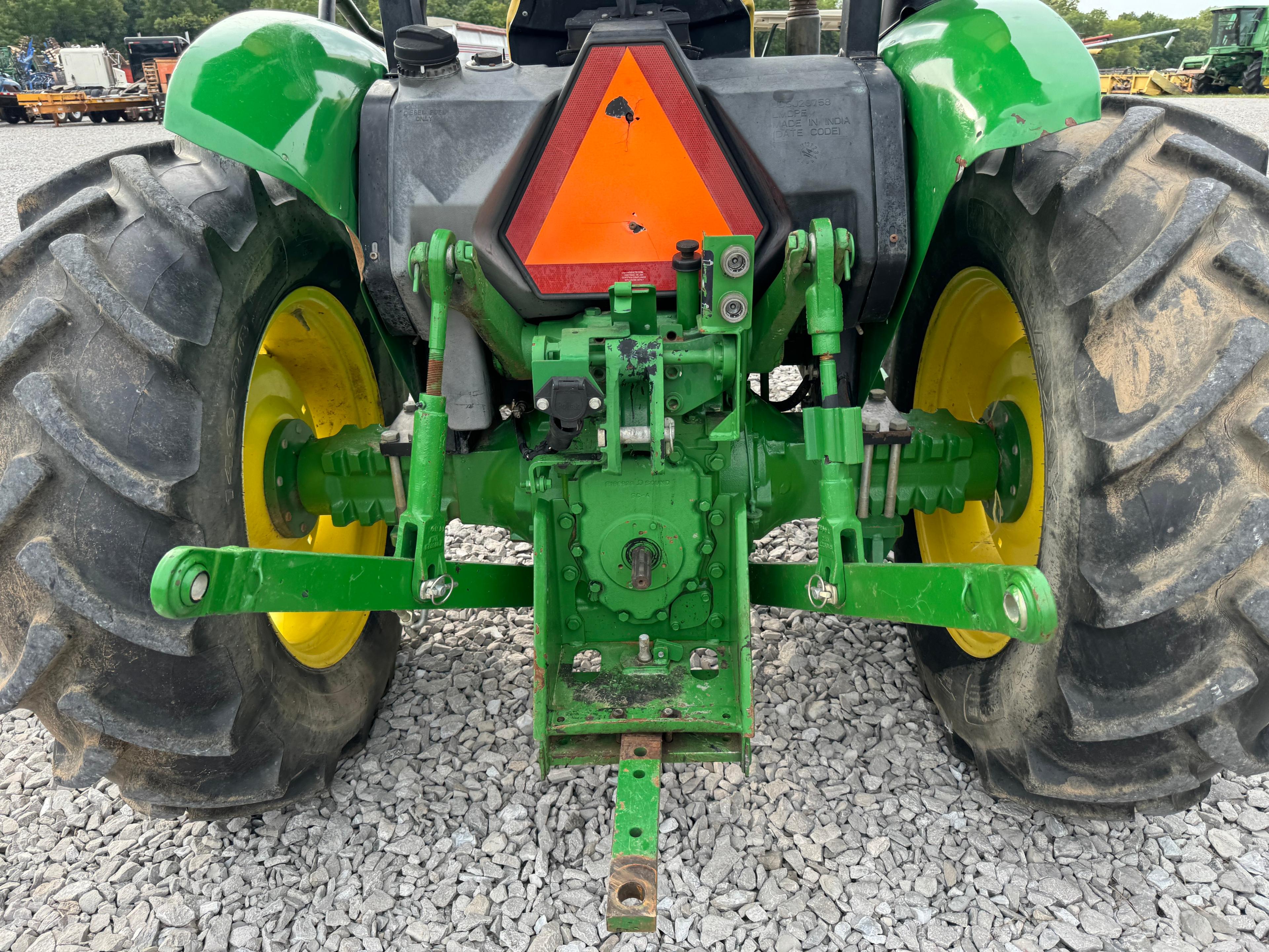 JD 5055E TRACTOR