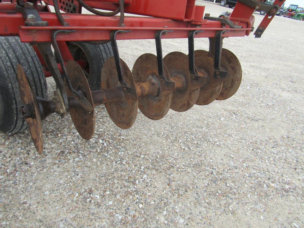 CIH 3900 Disk Tandem, 28'9" Wide, Hyd Fold Wings,