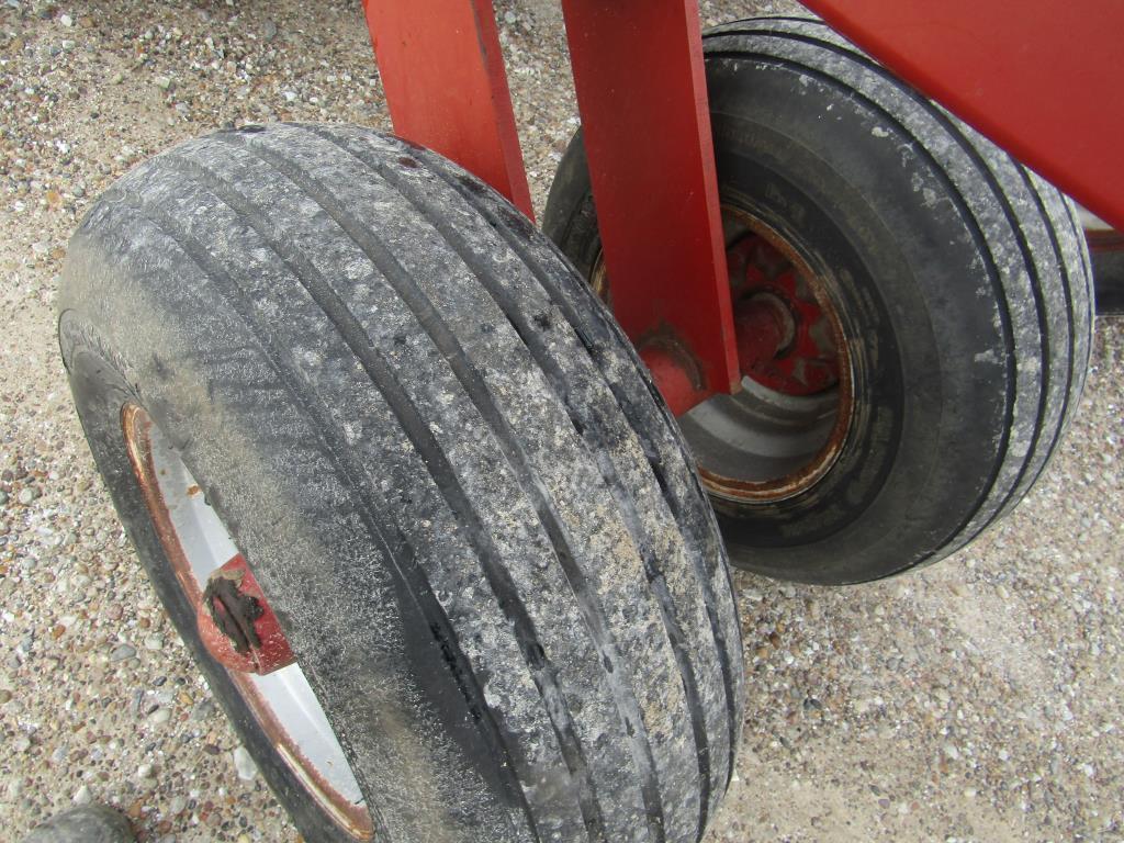 CIH 3900 Disk Tandem, 28'9" Wide, Hyd Fold Wings,