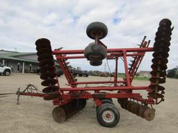 CIH 3900 Disk Tandem, 28'9" Wide, Hyd Fold Wings,