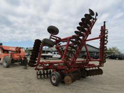 CIH 3900 Disk Tandem, 28'9" Wide, Hyd Fold Wings,