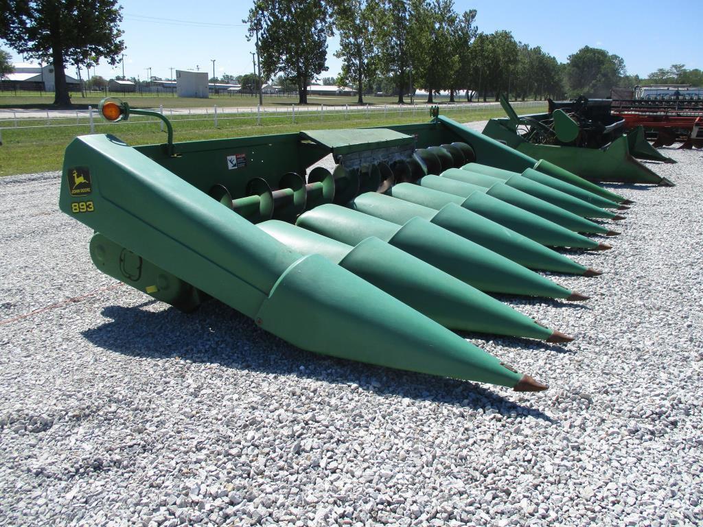 JD 893, Head Knife Rolls, Sprocket Drives,