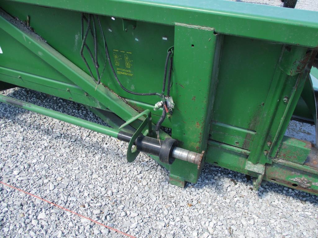 JD 893, Head Knife Rolls, Sprocket Drives,