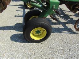 JD 510, Ripper Sn: X004340, 5 Shank, 21" Back,