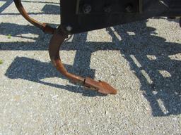 JD 510, Ripper Sn: X004340, 5 Shank, 21" Back,