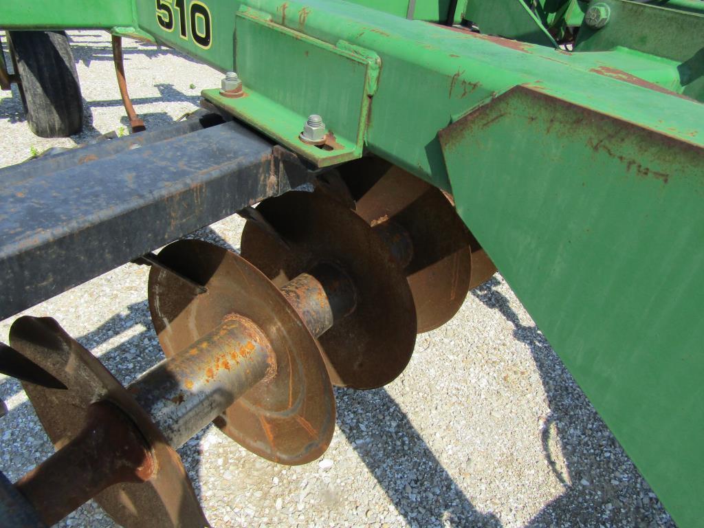 JD 510, Ripper Sn: X004340, 5 Shank, 21" Back,