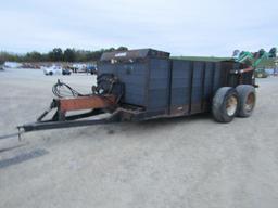Meyer 700 Manure Spreader