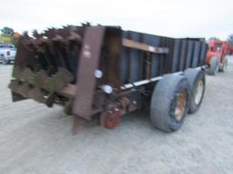 Meyer 700 Manure Spreader