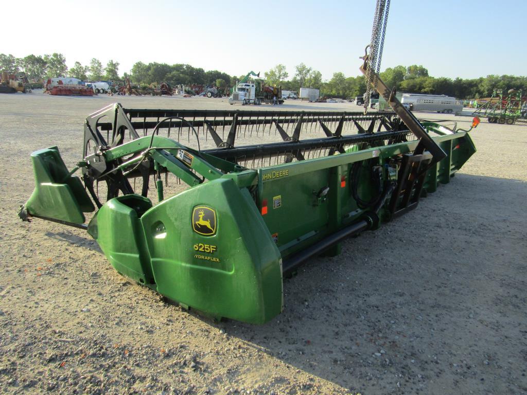 JD 625F Head 25' Hydra-Flex, Poly Dividers,