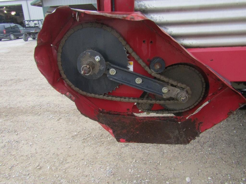 Miller Pro  5200-18, Forage Wagon Sn: 16-03690,