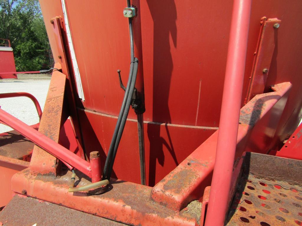 Triolet 2-1600 Vertical Mixer Scales 540 PTO