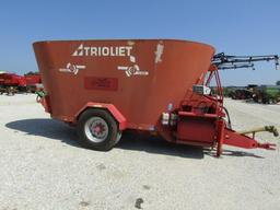Triolet 2-1600 Vertical Mixer Scales 540 PTO