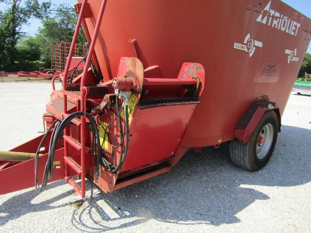 Triolet 2-1600 Vertical Mixer Scales 540 PTO
