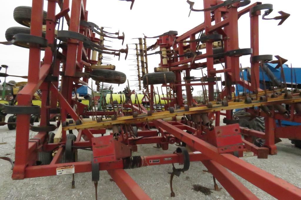Krause 4237 HR Feild Cultivator