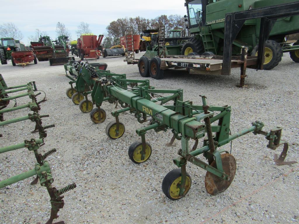 JD Cultivator, 6R