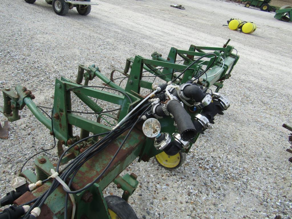 JD Cultivator, 6R