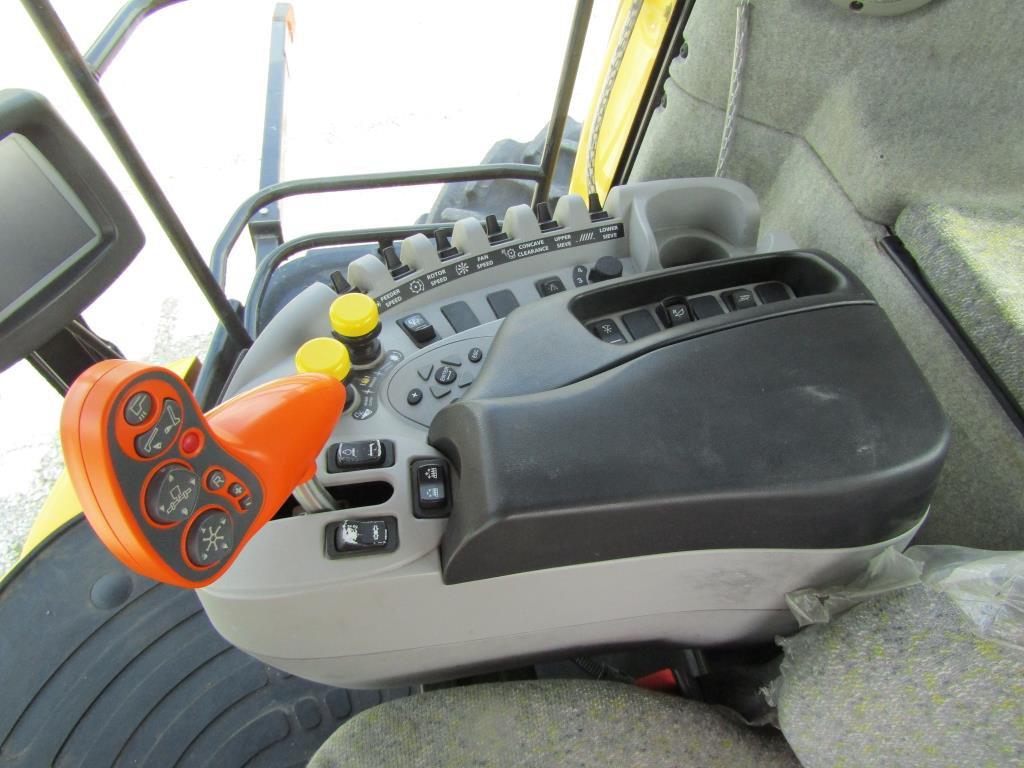 NH CR960 Combine 2005, Chopper , Y&M Monitor