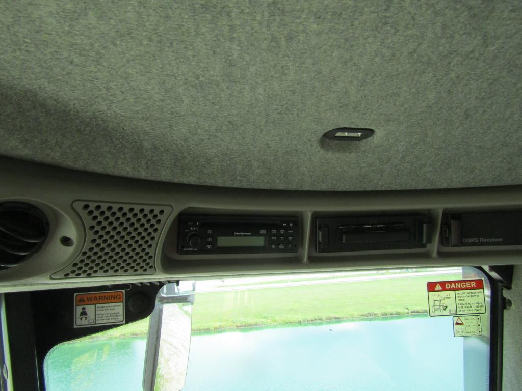NH CR960 Combine 2005, Chopper , Y&M Monitor