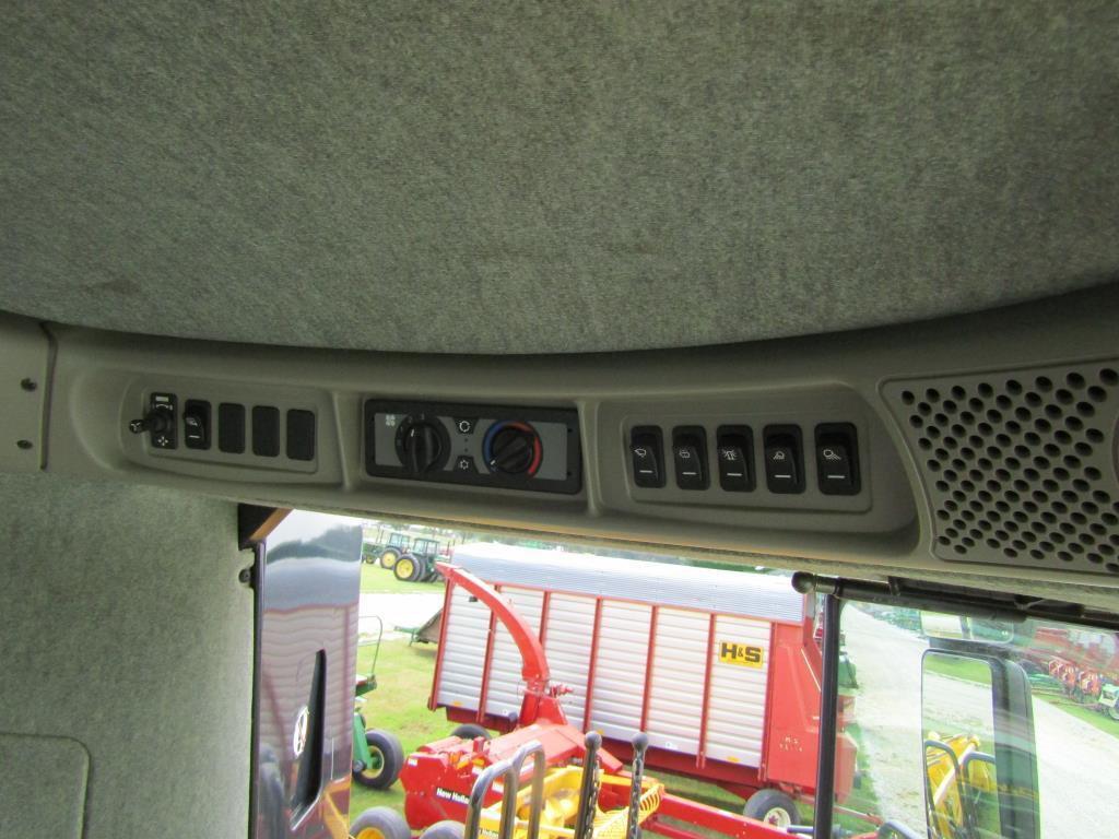 NH CR960 Combine 2005, Chopper , Y&M Monitor