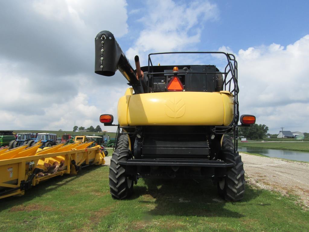 NH CR960 Combine 2005, Chopper , Y&M Monitor