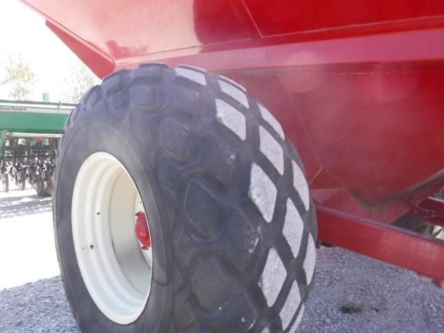 Brent 774 Grain Cart, SN: 419532-31, Corner