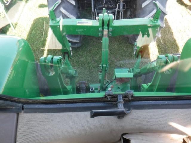 JD 8235R Tractor,  2012 Year