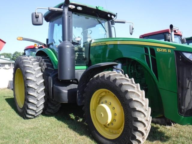 JD 8235R Tractor,  2012 Year