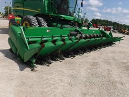 JD 612 Stalkmaster Corn Head, 2011 Year