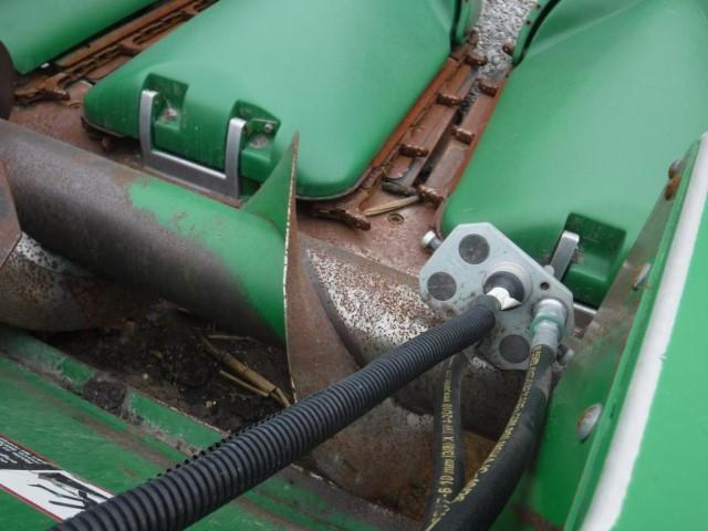 JD 693 CornHead, SN:H00693X670592