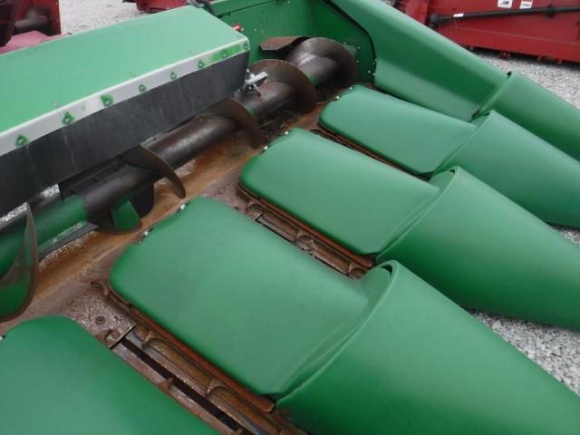 JD 693 CornHead, SN:H00693X670592
