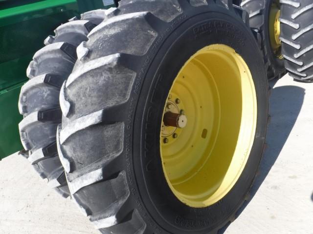 JD 8650 Tractor
