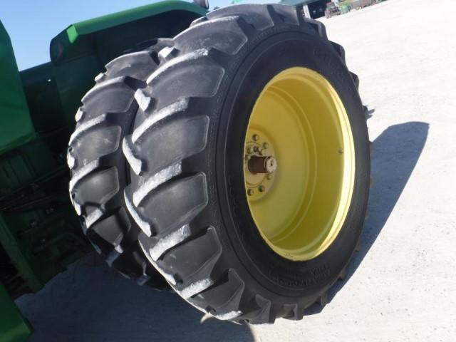 JD 8650 Tractor