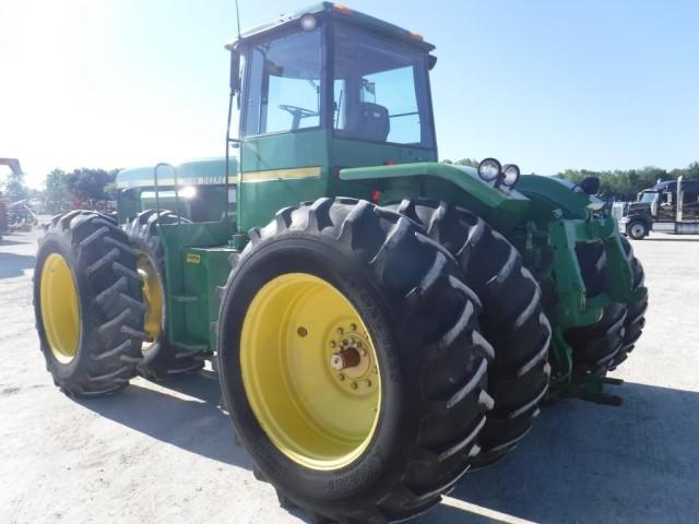 JD 8650 Tractor