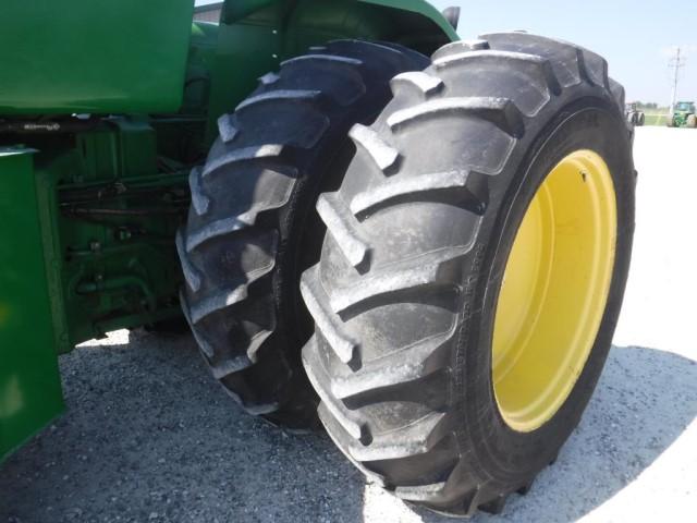 JD 8650 Tractor