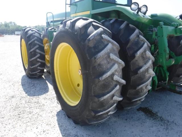 JD 8650 Tractor