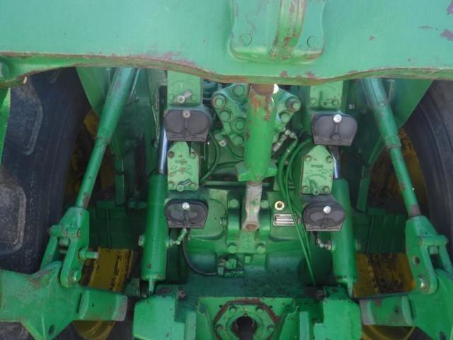 JD 8650 Tractor