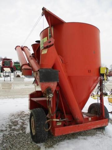 Gehl 100 Grinder Mixer w/ Scales, sn 4106, NO PTO