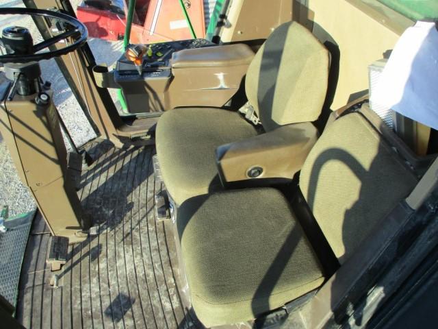 JD 9610 Combine, Hrs 5609/3704, 4X4, CM, Dauls,