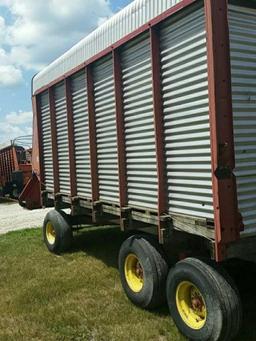 Miller Pro 4100 Forage Wagon 16' Frt unload 540pto