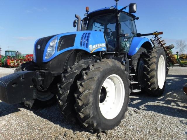 NH T8-390 Tractor