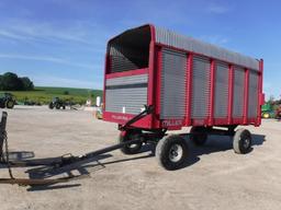 Miller Pro 5200 Forage Wagon