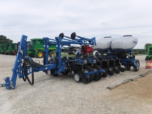 Kinze 4900 Planter, 2014 Year