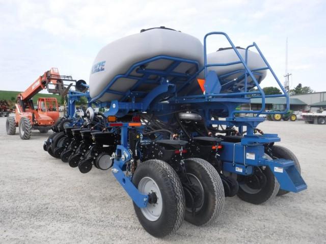 Kinze 4900 Planter, 2014 Year