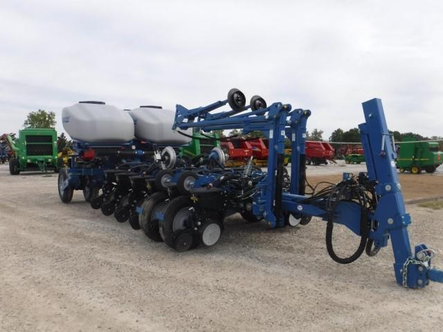 Kinze 4900 Planter, 2014 Year